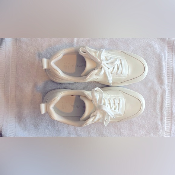 Primark Platform Trainers
Excellent Condition. Worn Once - Picture 2 of 5